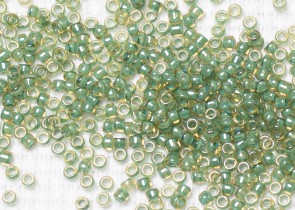 Бисер Япония круглый 15/0 10 г 0380 желтый прозрачный, зелеленая линия внутри